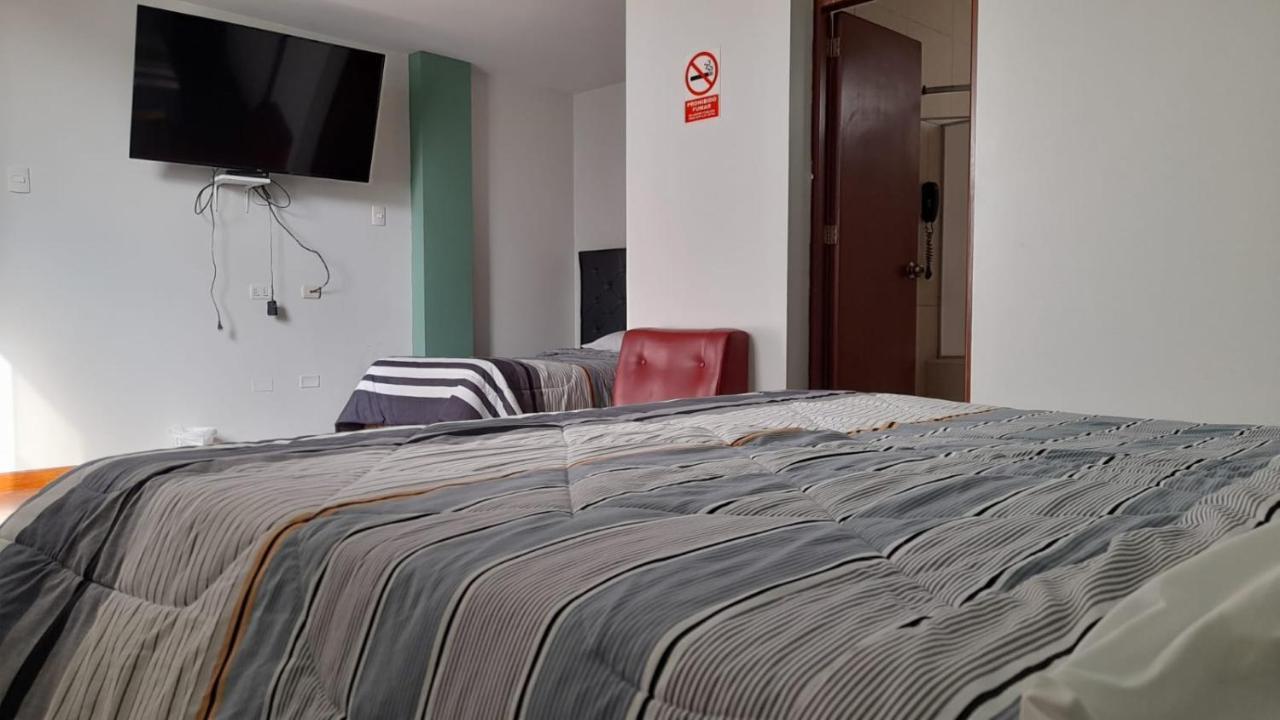 Venecia Hotel Carrion Trujillo Exterior foto